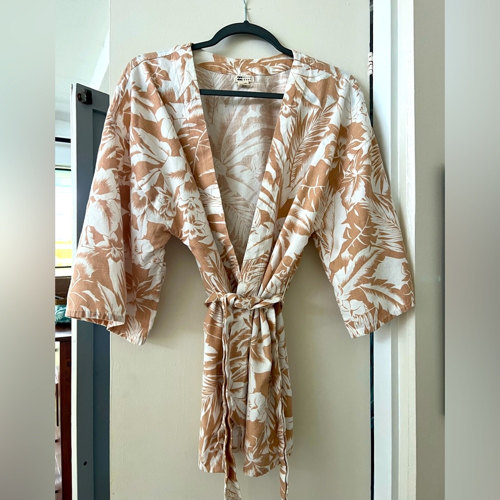 Billabong Cover-up